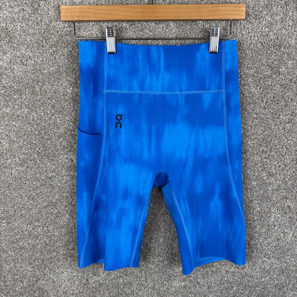 On Cloud Running Studio Shorts, Malibu Blue Tie Dye, Women's Medium, NEW Unworn! - Picture 2 of 9